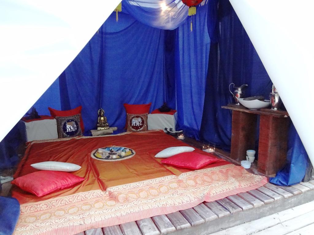 Las Curiosas Otel Avia Terai Dış mekan fotoğraf