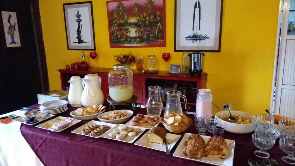 Las Curiosas Otel Avia Terai Dış mekan fotoğraf
